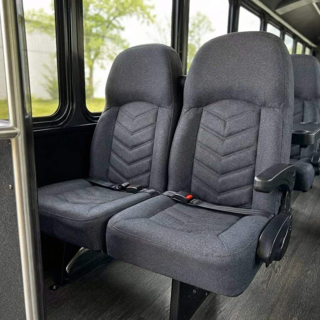 lewiston 25 passenger minibus high back seats