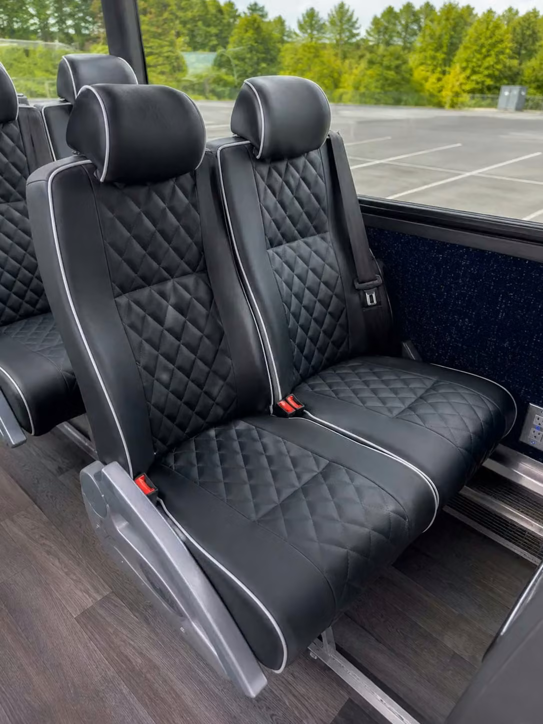 lewiston 56 passenger charter bus reclining seats