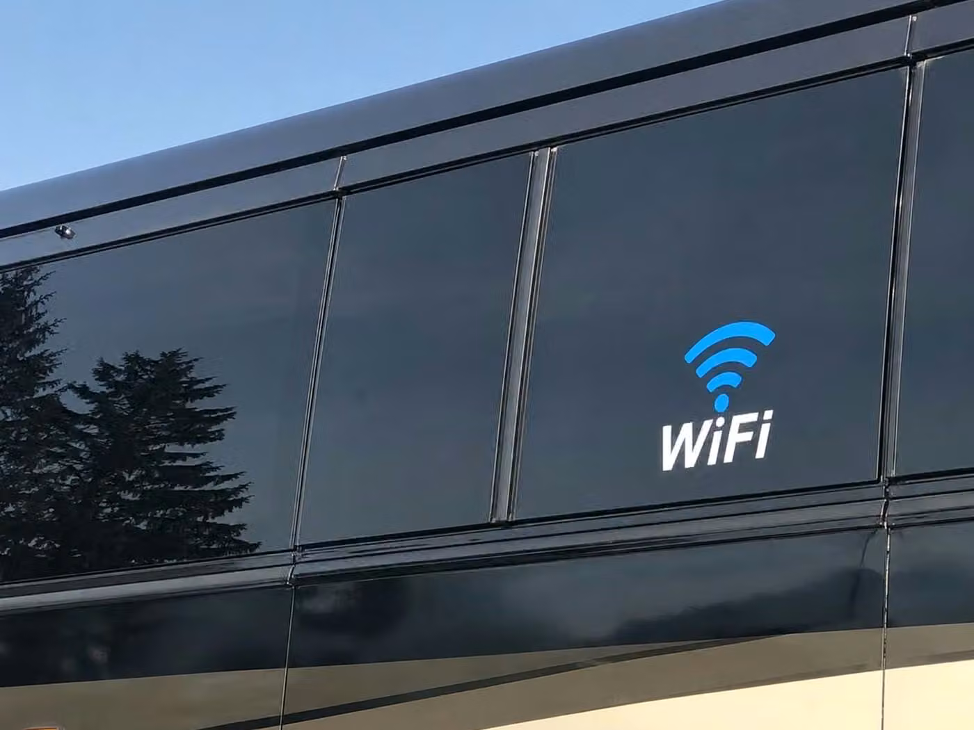 lewiston charter bus wifi