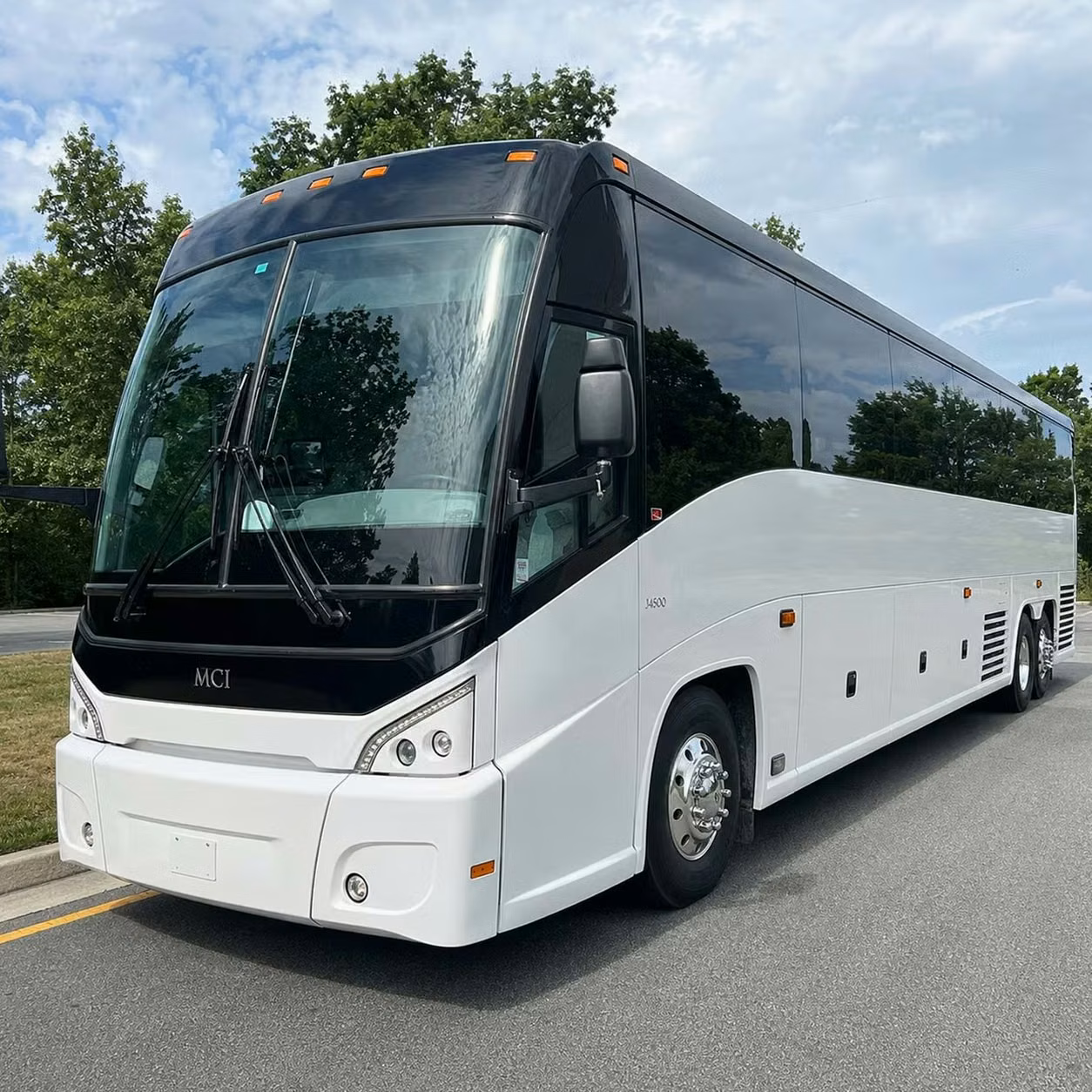 lewiston round trip hotel shuttles for out of town concertgoers